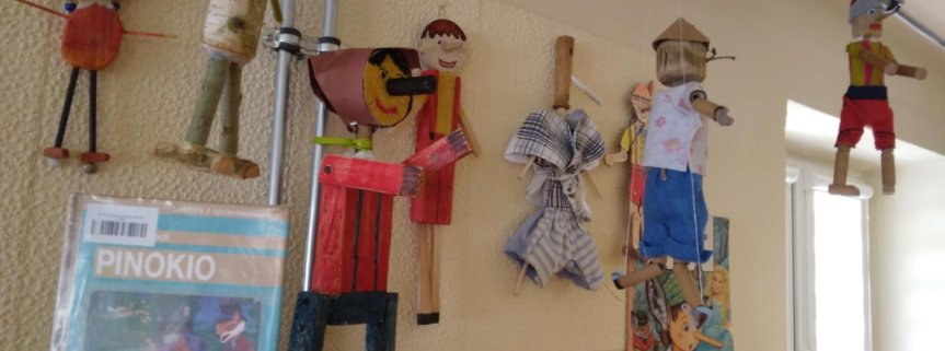 Niesamowite pajace i marionetki klasy 4. 