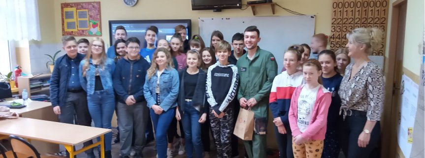 Spotkanie z Danielem Frankowskim, absolwentem Ogólnokształcącego Liceum Lotniczego w Dęblinie 